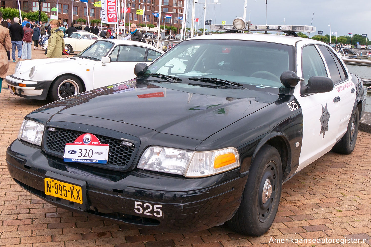 Ford Crown Victoria uit 1999